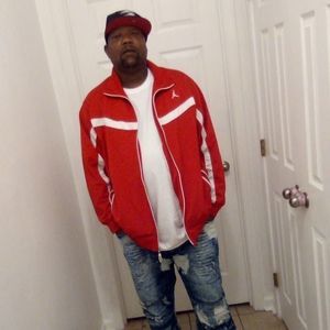 Meet your Posher, Isaac